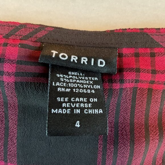NWOT Torrid Womens Plaid Short Sleeve Top Lace Hem Sz 26 Black/Red Nylon/Polyest - Picture 7 of 13